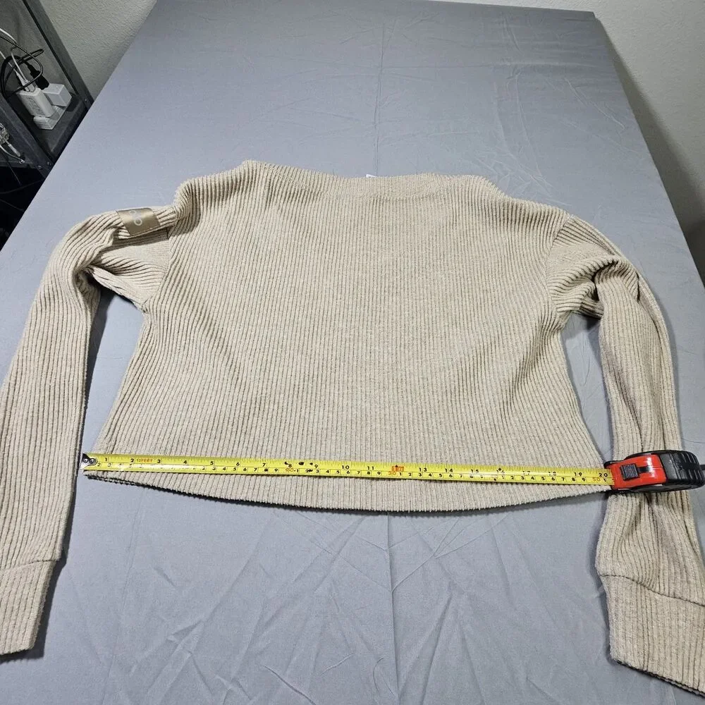Alo Yoga Muse V-Neck Pullover Ribbed Cropped XS Tan Slouchy Boxy Athleisure